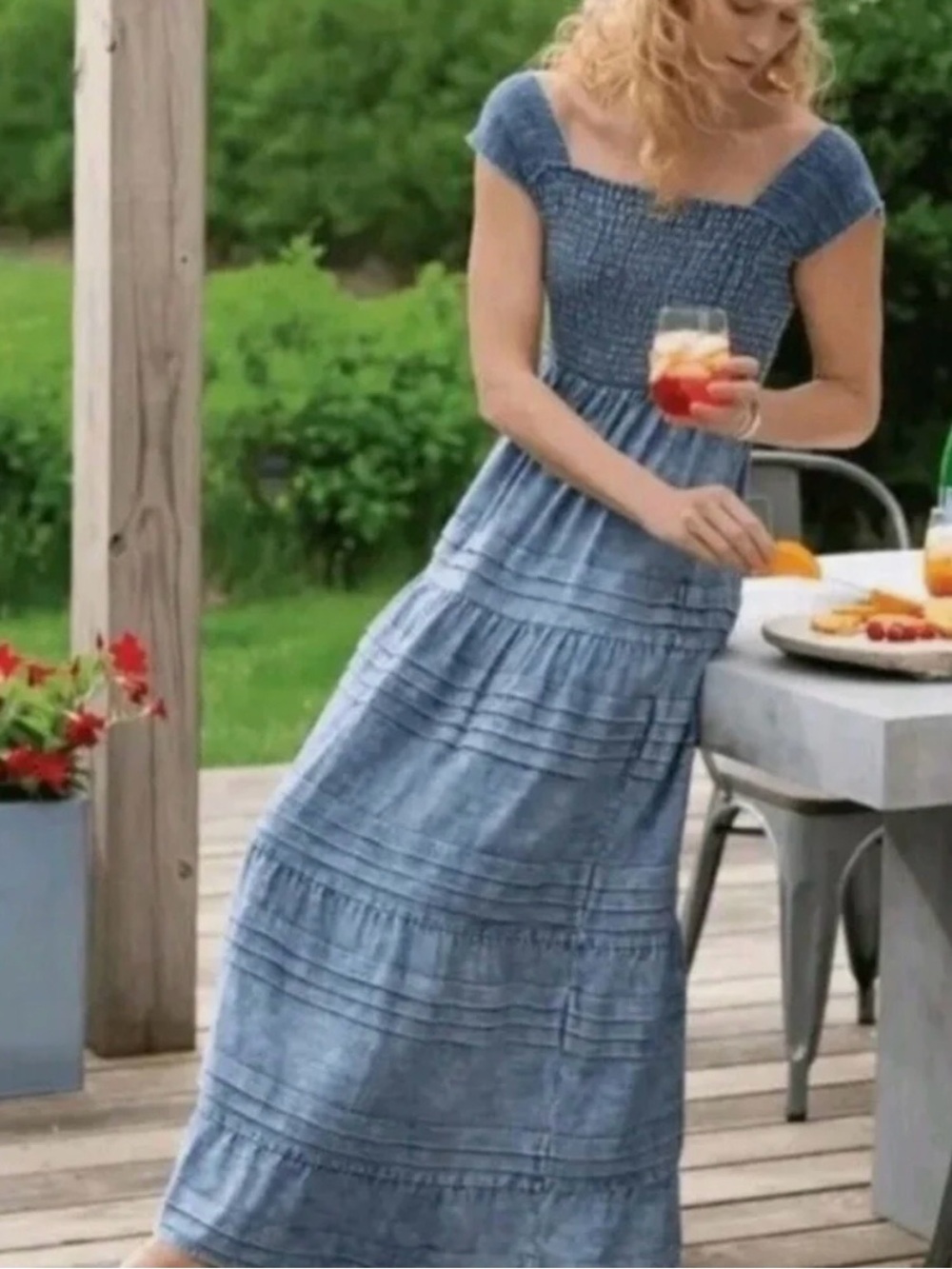 SOFT‎ SURROUNDINGS Smocked Chambray Denim Maxi Dress Large Petite Sleeveless